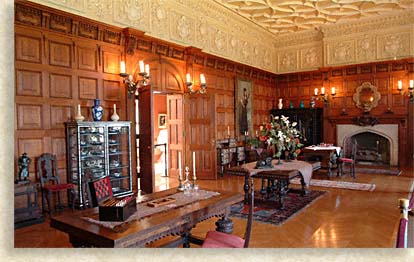 Oak Sitting Room at Biltmore Estate