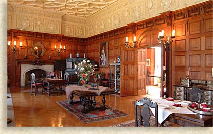 Oak Sitting Room at Biltmore Estate