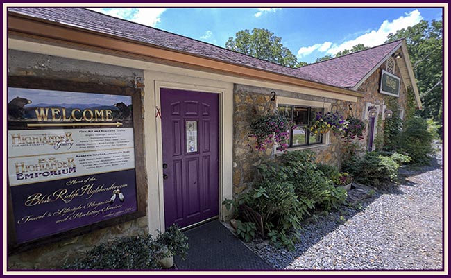 Highlander Gallery in Brasstown North Carolina
